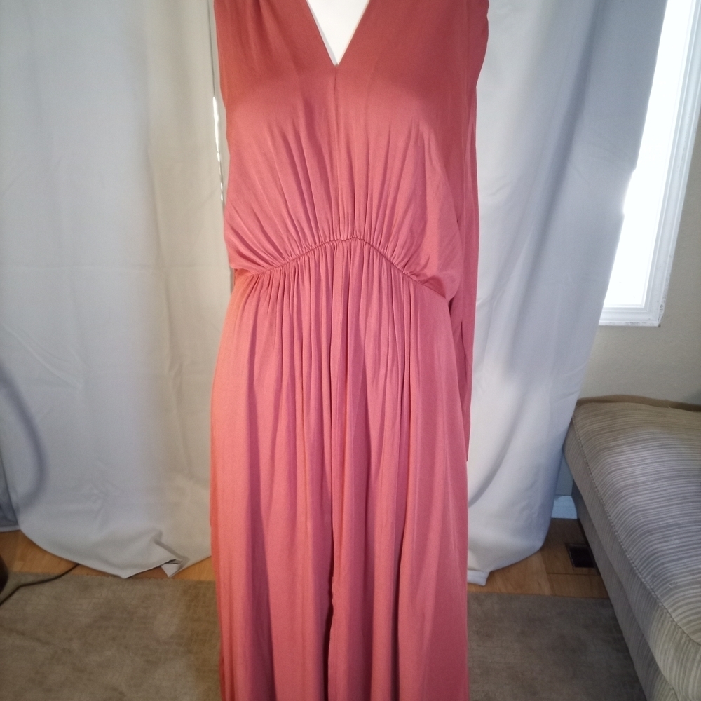 Elegant Rust Sleeveless Dress
